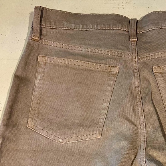 NWT GAP Cheeky Midi Denim Short High Rise - Picture 6 of 6